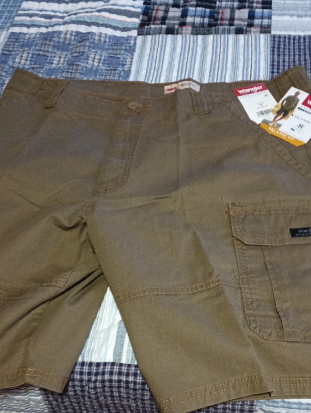 Wrangler Men's Olive Brown Cargo Shorts